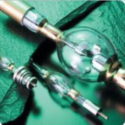 高壓鹵素?zé)鬫,優(yōu)尼光高壓/中壓uv鹵素?zé)鬽guv-03l501