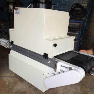 uv平板噴繪機_廠家批發(fā)全新uv固化機,uv平板噴繪機分化噴繪