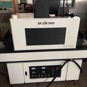 烘干固化設(shè)備_二手UV機(jī)立式雙燈UV機(jī)UV膠水光固化機(jī)二手UV機(jī)低價(jià)出售。